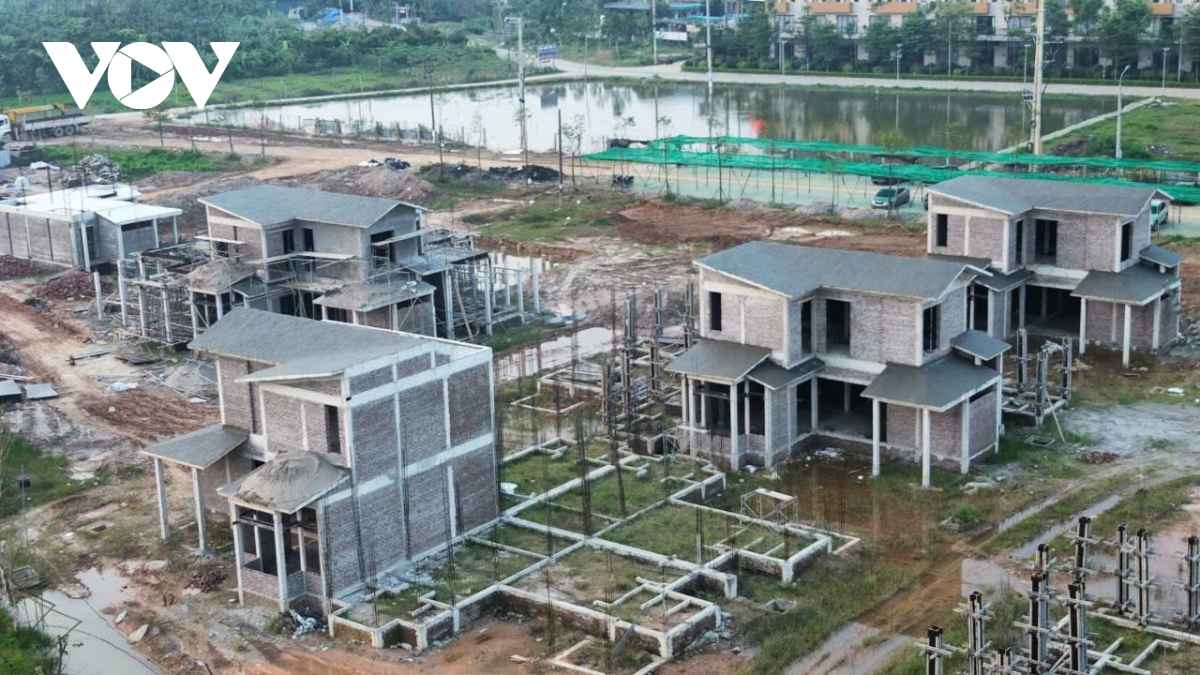 Cận cảnh hơn 30 biệt thự ngang nhiên xây dựng không phép ở Phú Thọ- Ảnh 4. Cận cảnh hơn 30 biệt thự ngang nhiên xây dựng không phép ở Phú Thọ- Ảnh 4.