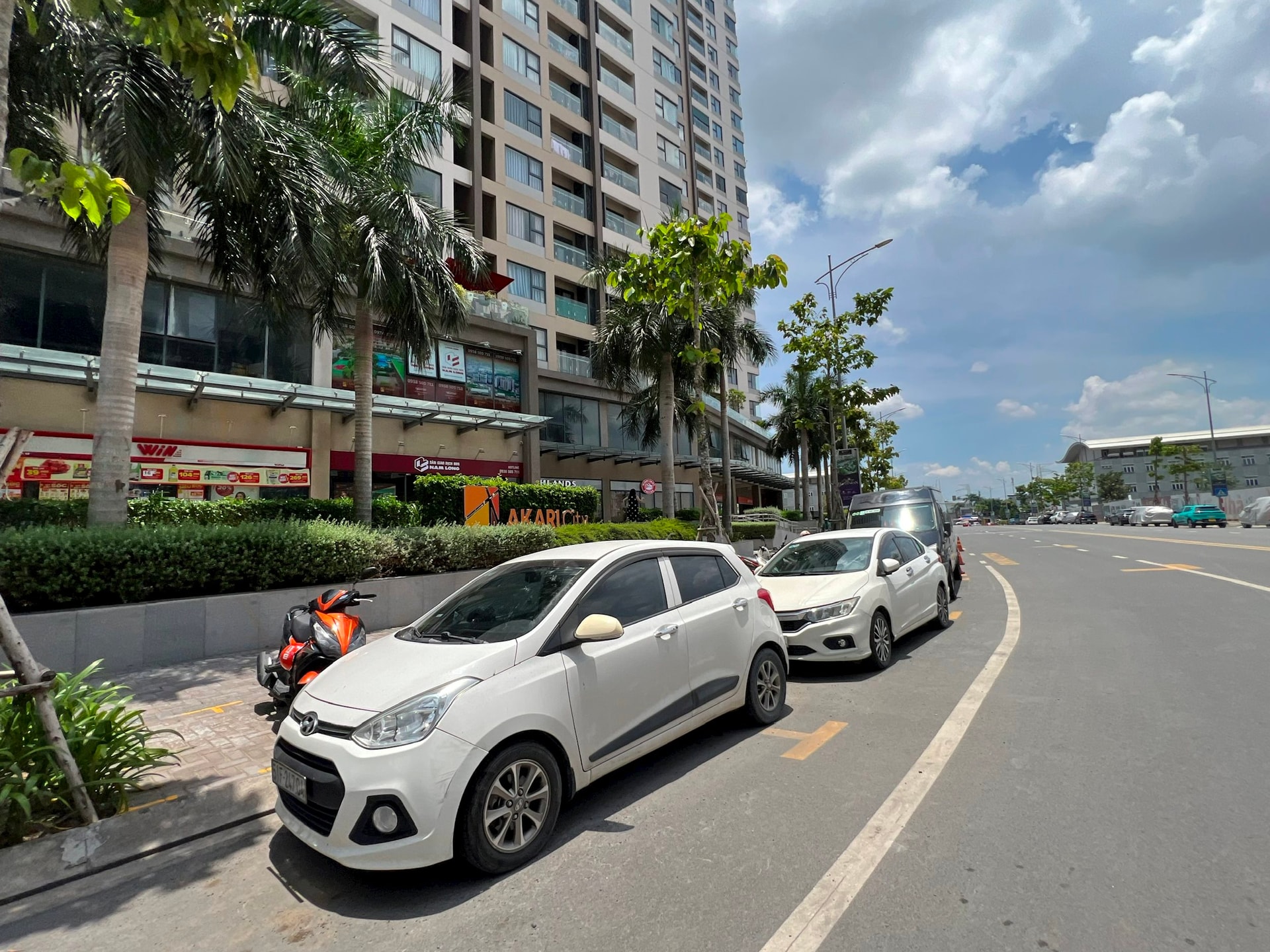 Soi đèn viết cọc 3 lô đất ngay trong đêm, nhà đầu tư phía Bắc “nam tiến” trở lại- Ảnh 9. Soi đèn viết cọc 3 lô đất ngay trong đêm, nhà đầu tư phía Bắc “nam tiến” trở lại- Ảnh 9.