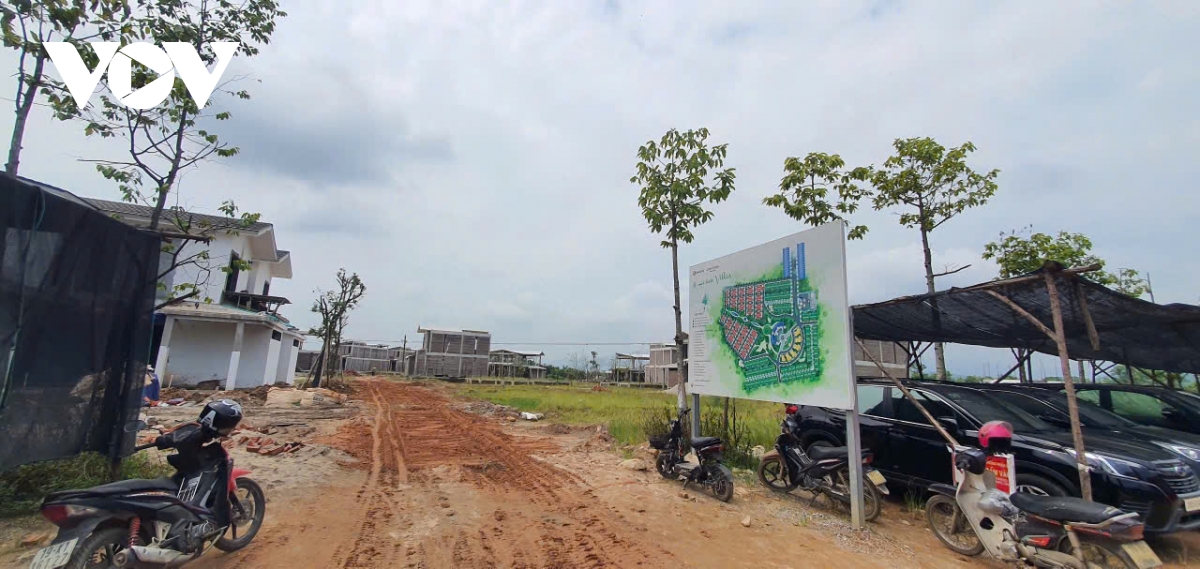 Cận cảnh hơn 30 biệt thự ngang nhiên xây dựng không phép ở Phú Thọ- Ảnh 15. Cận cảnh hơn 30 biệt thự ngang nhiên xây dựng không phép ở Phú Thọ- Ảnh 15.
