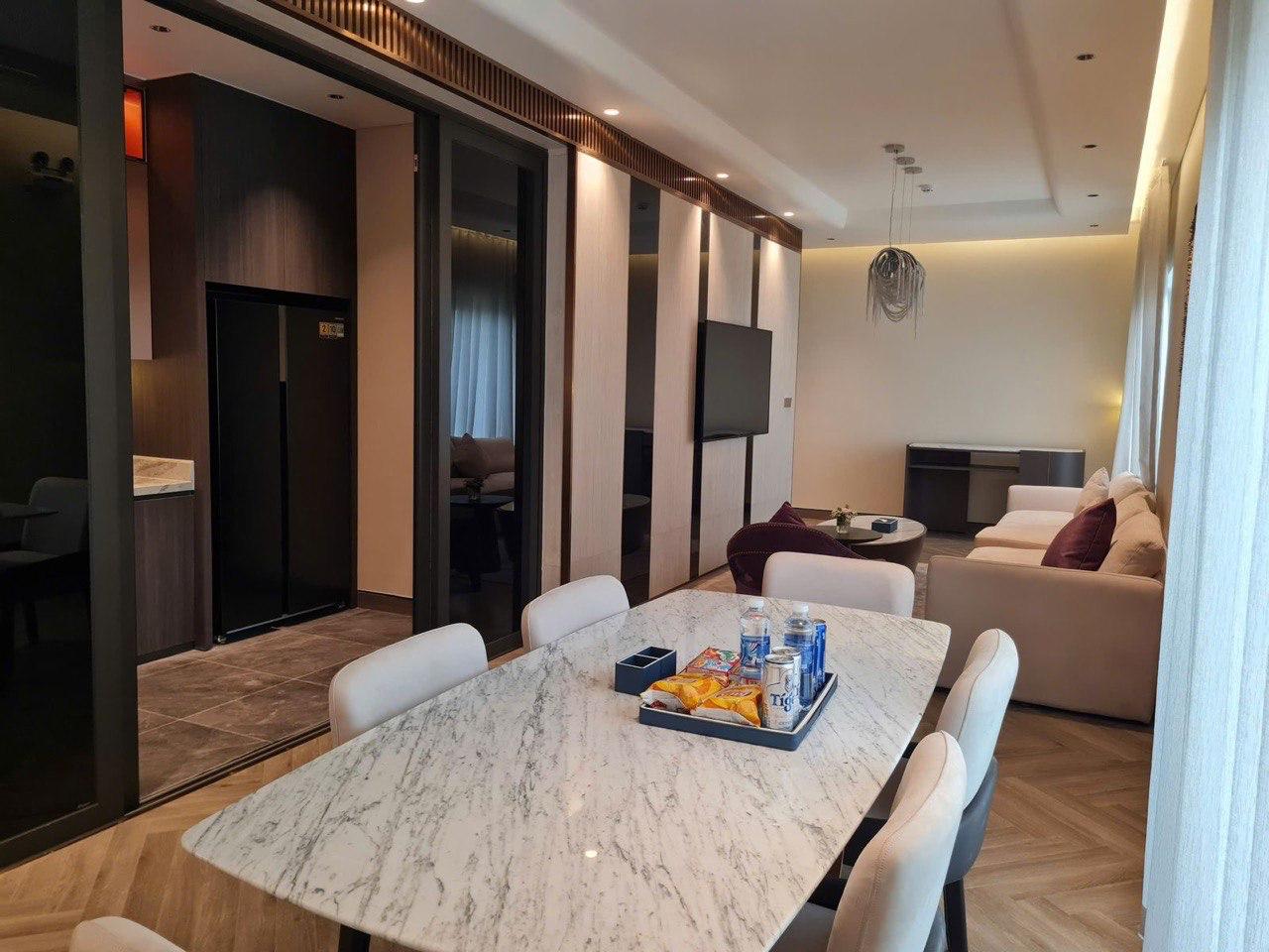 Điều gì thu hút nhà đầu tư đến lễ khai trương nhà mẫu Regal Residence Luxury?- Ảnh 1. Điều gì thu hút nhà đầu tư đến lễ khai trương nhà mẫu Regal Residence Luxury?- Ảnh 1.
