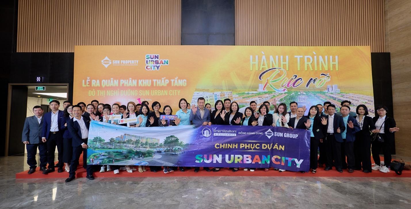 2.000 sales khuấy động lễ ra quân nhà phố, biệt thự dự án Sun Group Hà Nam- Ảnh 8. 2.000 sales khuấy động lễ ra quân nhà phố, biệt thự dự án Sun Group Hà Nam- Ảnh 8.