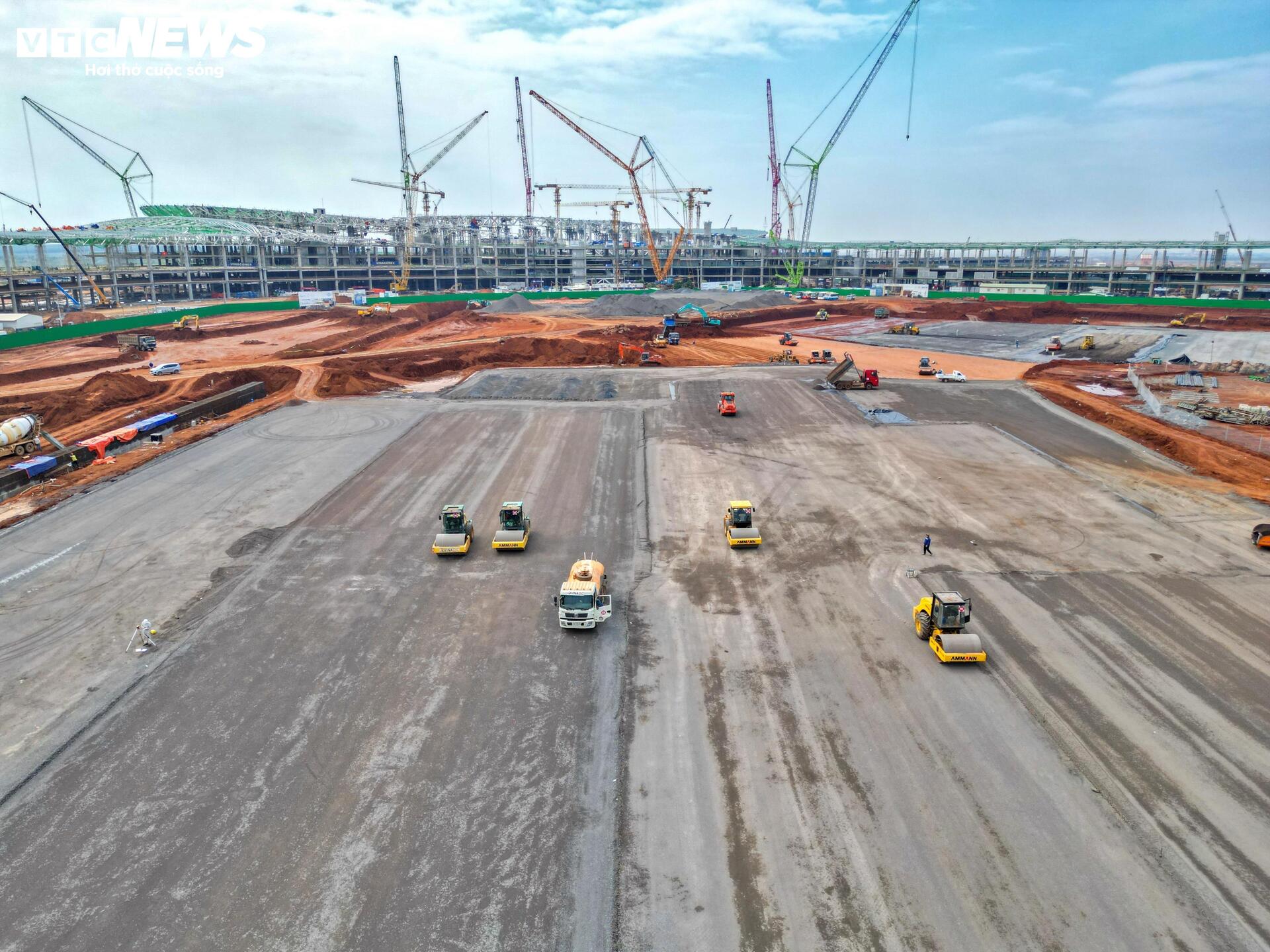 Tăng tốc trên đại công trường sân bay Long Thành những ngày đầu năm 2025- Ảnh 6. Tăng tốc trên đại công trường sân bay Long Thành những ngày đầu năm 2025- Ảnh 6.