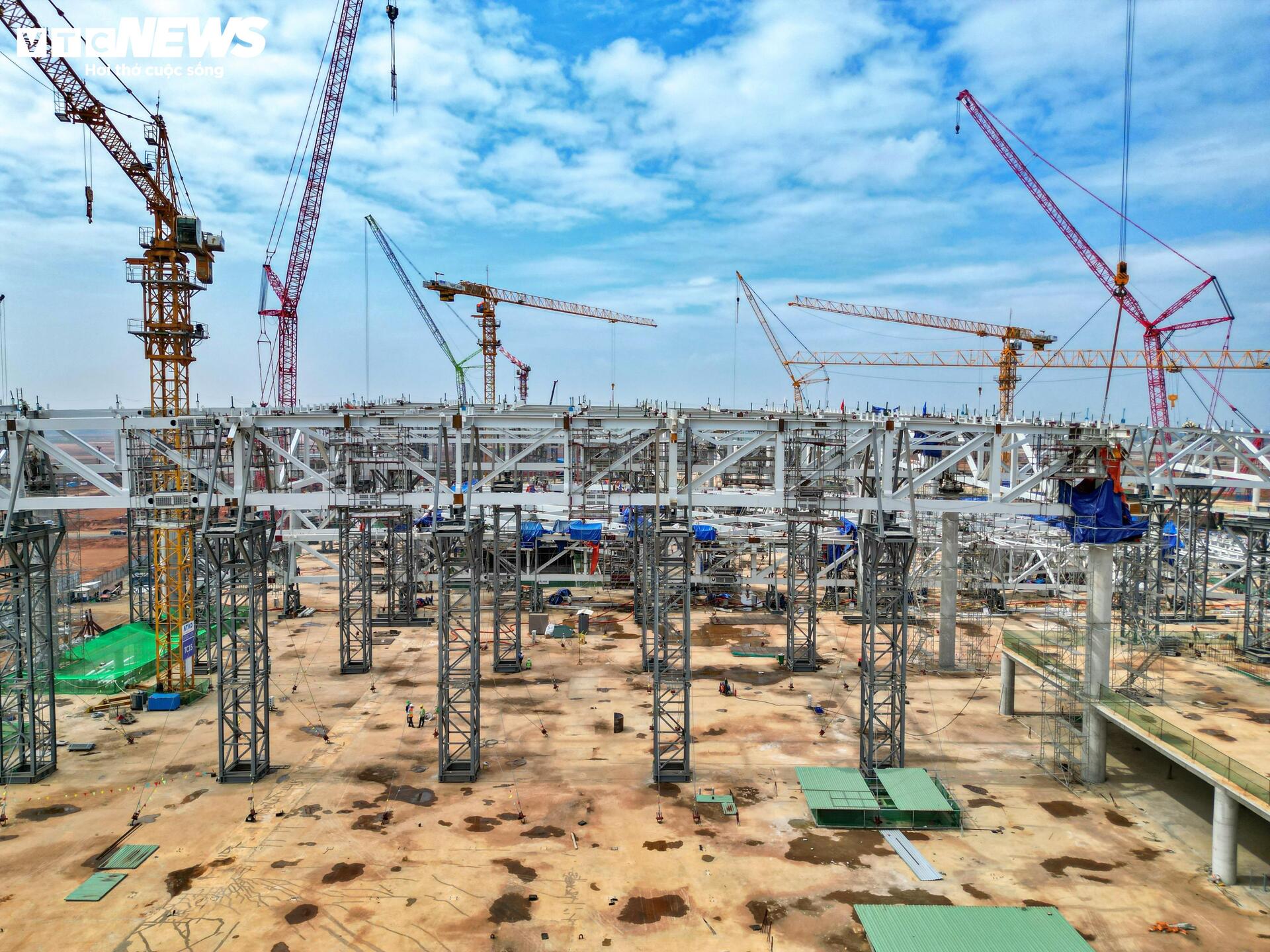 Tăng tốc trên đại công trường sân bay Long Thành những ngày đầu năm 2025- Ảnh 3. Tăng tốc trên đại công trường sân bay Long Thành những ngày đầu năm 2025- Ảnh 3.