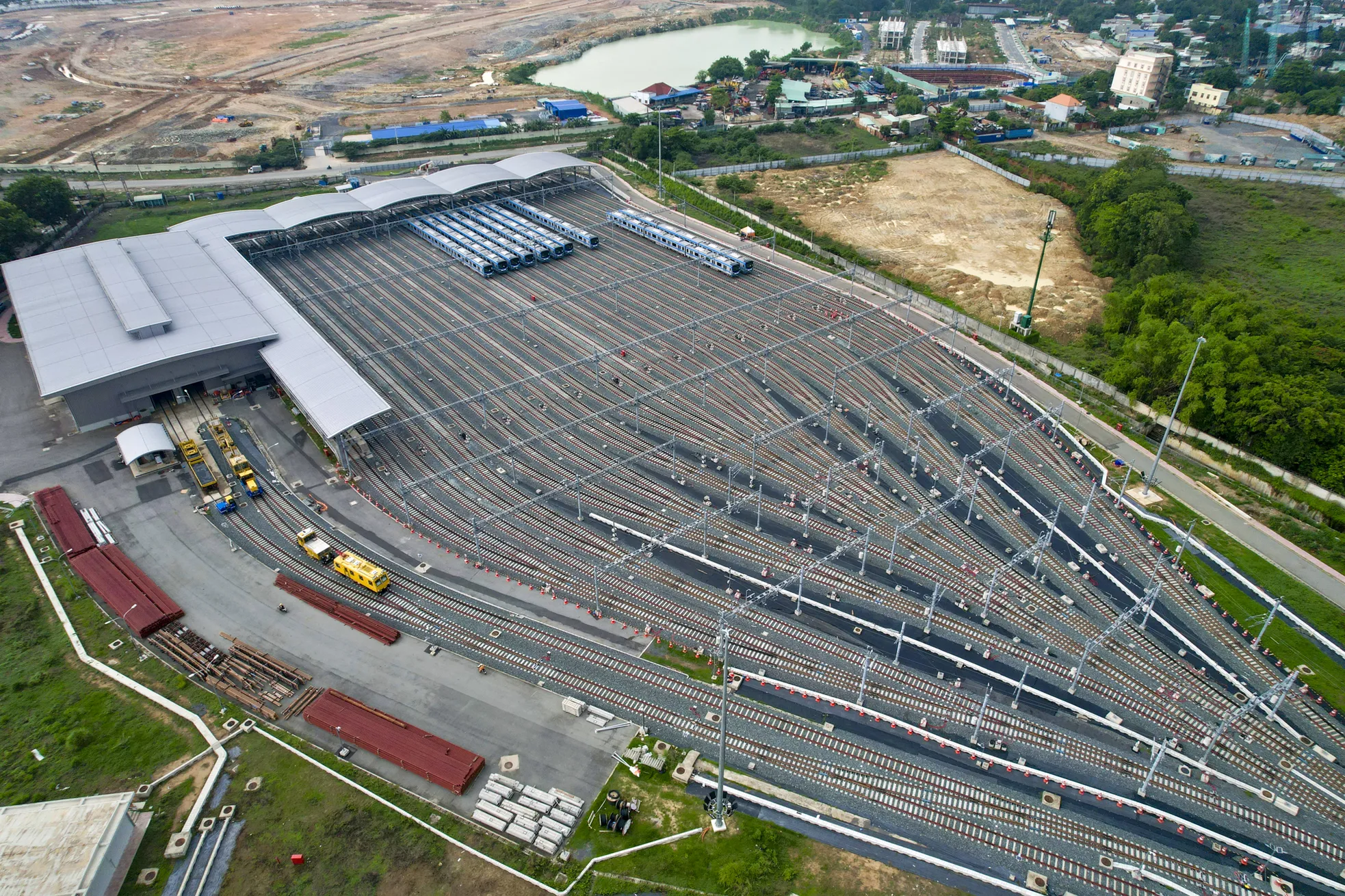Cơ hội lớn để doanh nghiệp đầu tư metro ở TPHCM, 355km sắp không còn là 'giấc mơ'- Ảnh 2. Cơ hội lớn để doanh nghiệp đầu tư metro ở TPHCM, 355km sắp không còn là 'giấc mơ'- Ảnh 2.