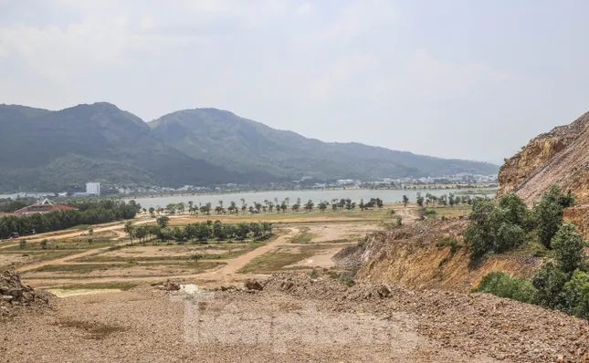 Dự án làm gần 1,4km đường ở Quy Nhơn sau nhiều năm ‘bất động’ cắt còn 313m- Ảnh 2. Dự án làm gần 1,4km đường ở Quy Nhơn sau nhiều năm ‘bất động’ cắt còn 313m- Ảnh 2.