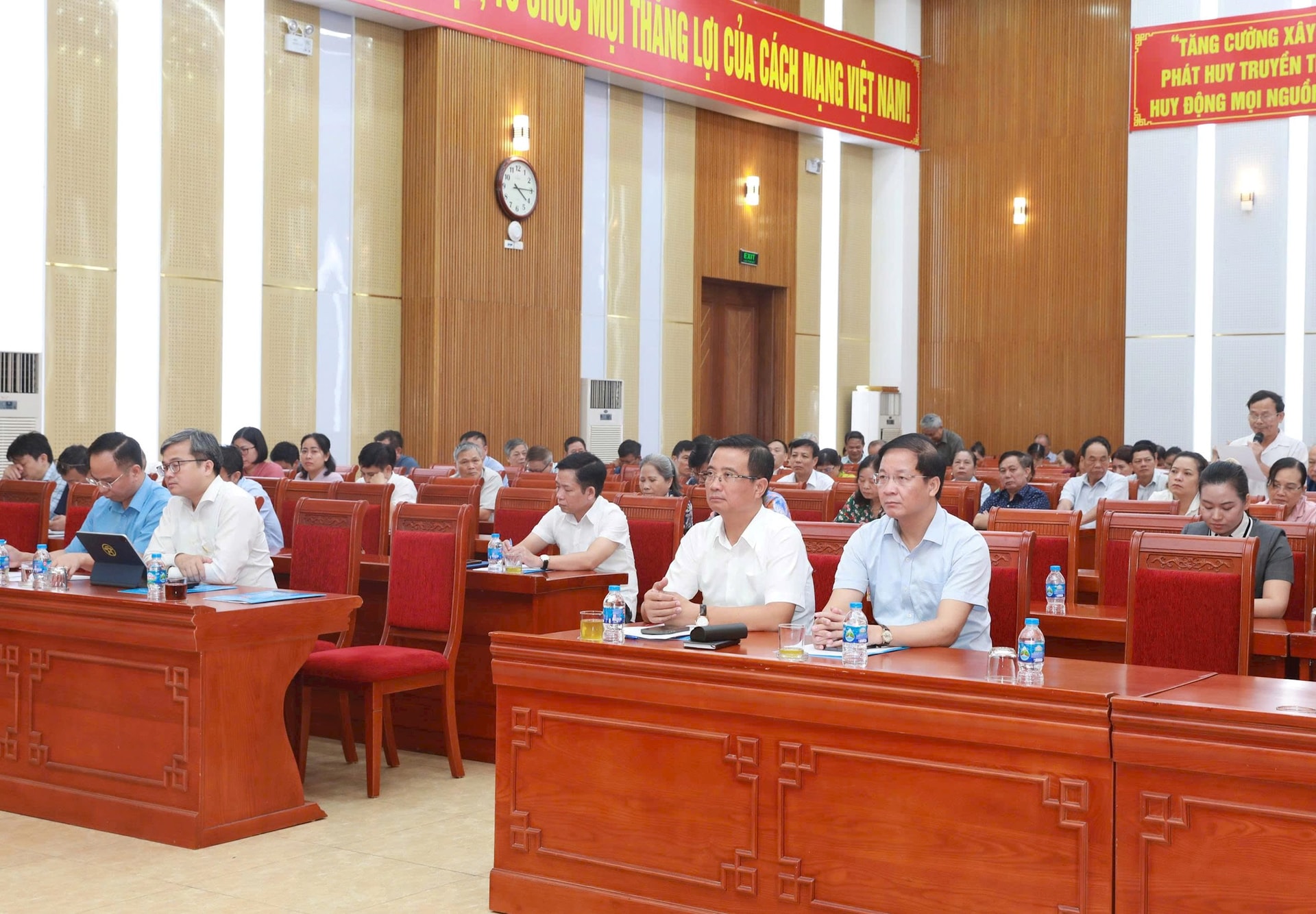 Cử tri Hoàng Mai kiến nghị giải quyết vướng mắc về giải phóng mặt bằng- Ảnh 1. Cử tri Hoàng Mai kiến nghị giải quyết vướng mắc về giải phóng mặt bằng- Ảnh 1.