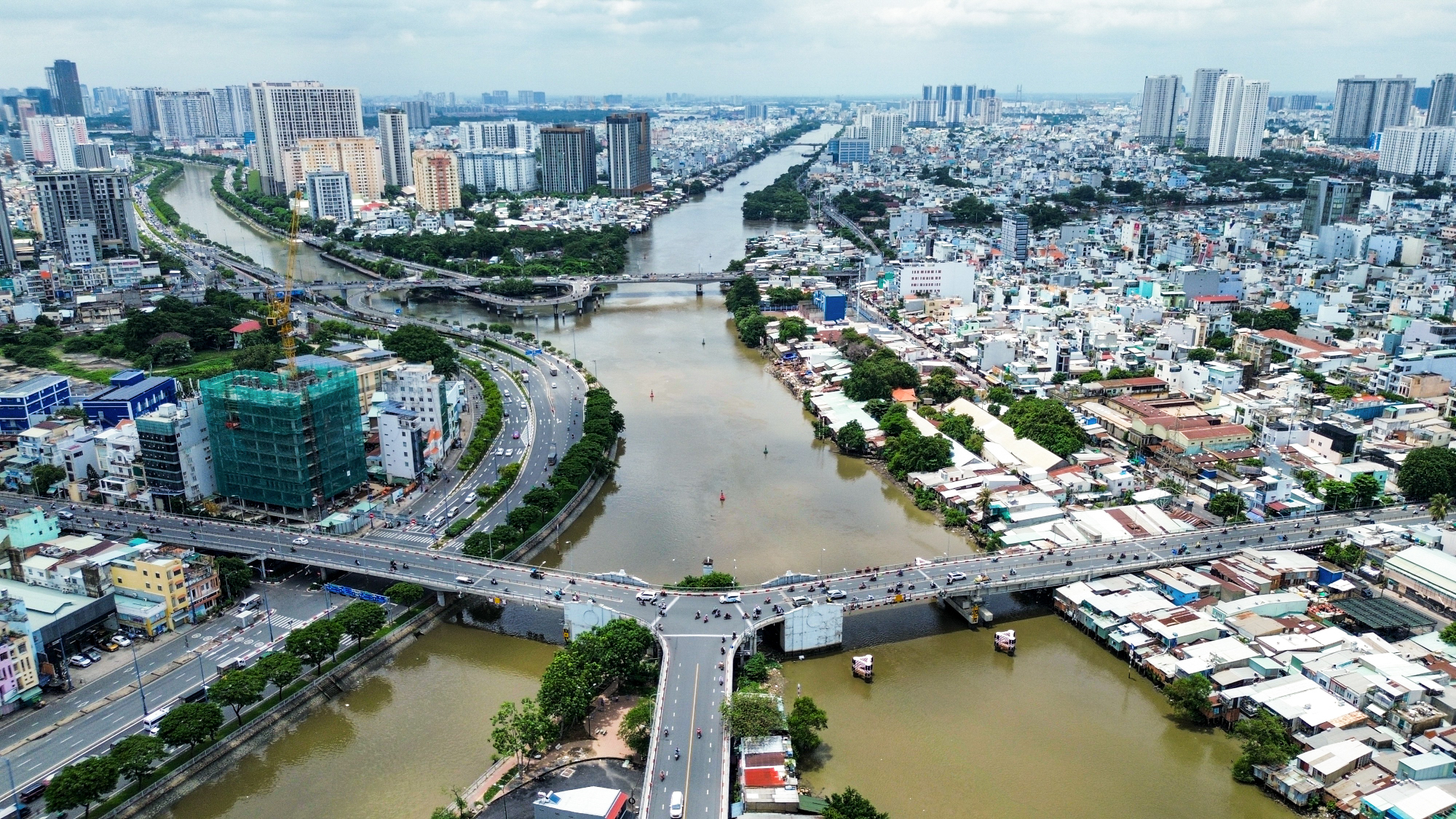 Thu hồi đất hơn 1.600 hộ dân tại ba phường TP.HCM để chuẩn bị triển khai dự án trọng điểm trị giá 7.300 tỷ đồng- Ảnh 2. Thu hồi đất hơn 1.600 hộ dân tại ba phường TP.HCM để chuẩn bị triển khai dự án trọng điểm trị giá 7.300 tỷ đồng- Ảnh 2.