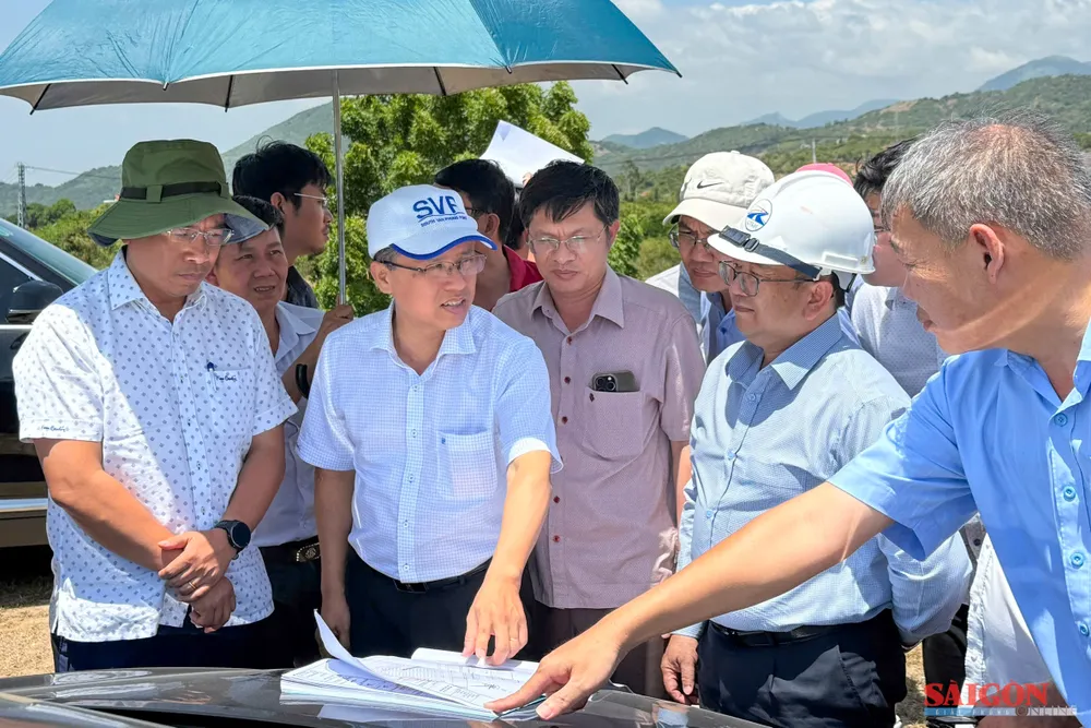 Khánh Hòa kiểm tra thực địa, đảm bảo khu tái định cư đường sắt cao tốc tốt hơn nơi ở cũ- Ảnh 1. Khánh Hòa kiểm tra thực địa, đảm bảo khu tái định cư đường sắt cao tốc tốt hơn nơi ở cũ- Ảnh 1.