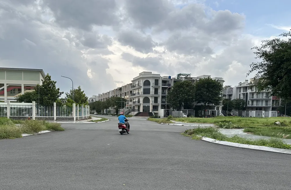 TPHCM tiếp tục rà soát khu vực được miễn giấy phép xây dựng- Ảnh 1. TPHCM tiếp tục rà soát khu vực được miễn giấy phép xây dựng- Ảnh 1.