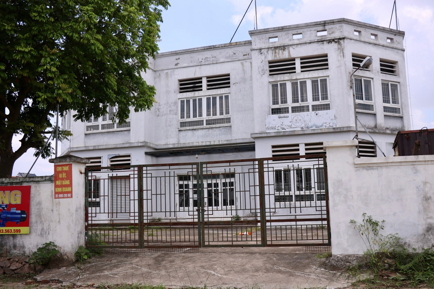 Hoang phí loạt chợ được đầu tư lớn trên đất vàng Hà Nội- Ảnh 3. Hoang phí loạt chợ được đầu tư lớn trên đất vàng Hà Nội- Ảnh 3.