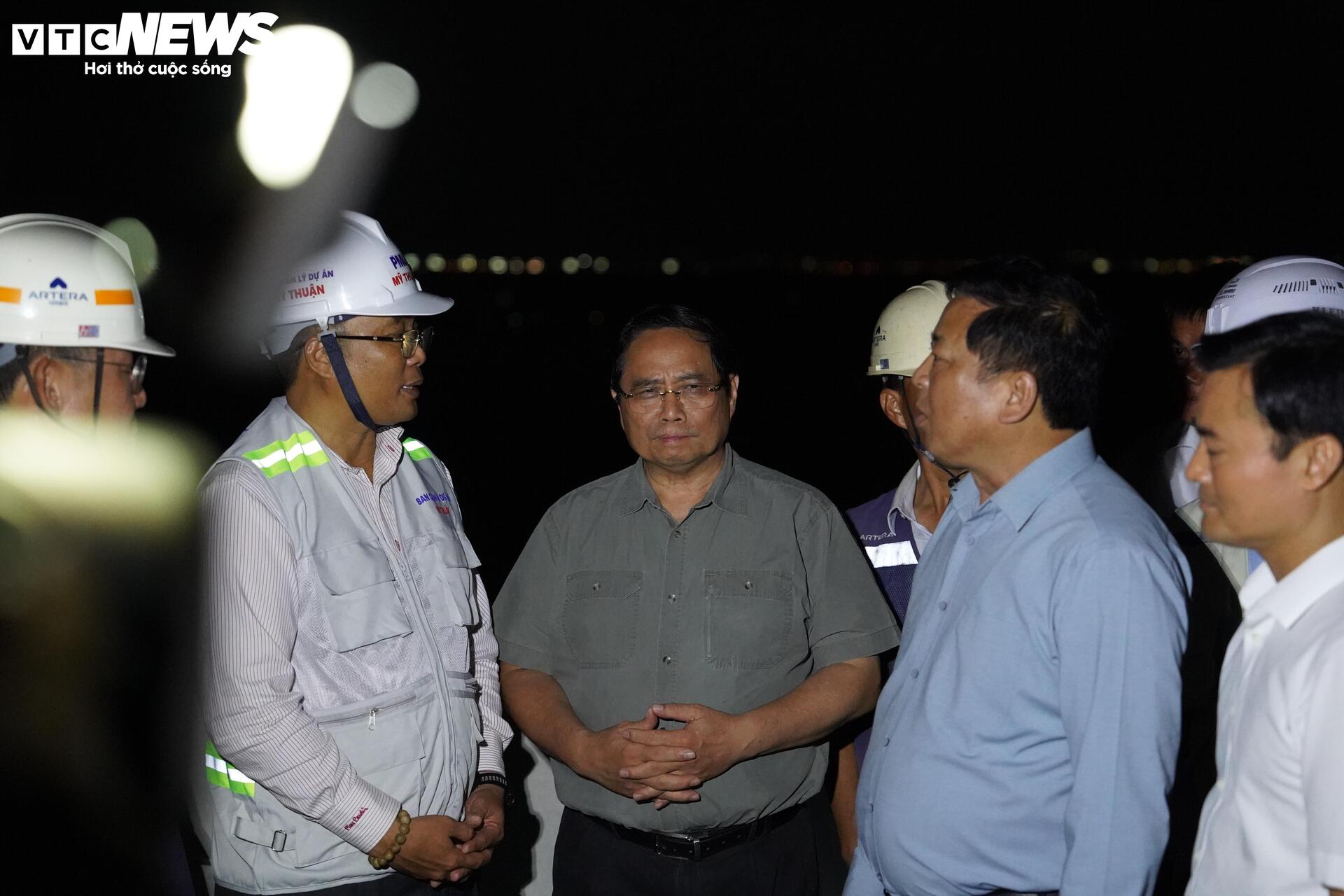Thủ tướng kiểm tra loạt dự án trọng điểm quốc gia tại phía Nam- Ảnh 5. Thủ tướng kiểm tra loạt dự án trọng điểm quốc gia tại phía Nam- Ảnh 5.